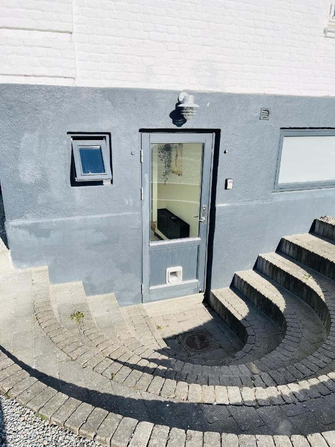 Aday - Charming With Terrace Leilighet